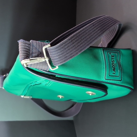 Lacoste Paris Chemise Green Men's Messenger Bag. - Picture 5 of 14
